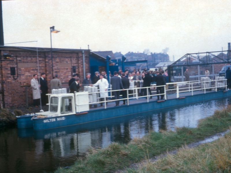 Milton Maid launch in 1965. Note the original steering position. This was later removed. 